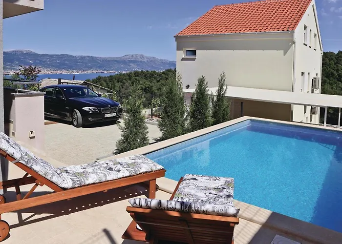 Holiday Home Zedno With Sea View 12 *