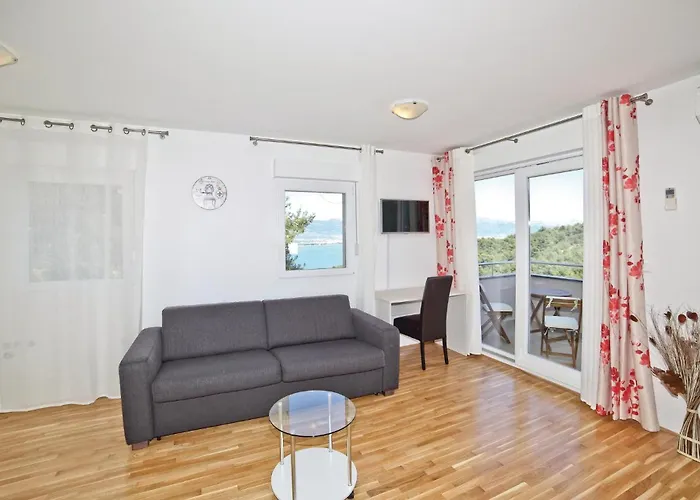 Zedno With Sea View 12 Trogir