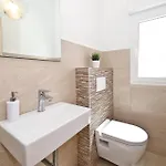 Holiday Home Zedno With Sea View 12 *