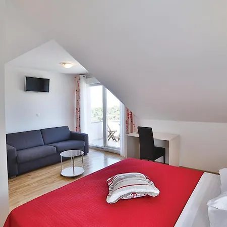 Zedno With Sea View 12 Feriehus *