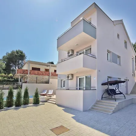 Zedno With Sea View 12 * Trogir