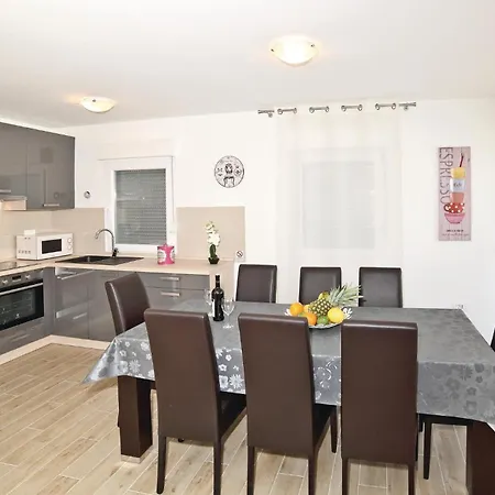 Feriehus Zedno With Sea View 12 Trogir